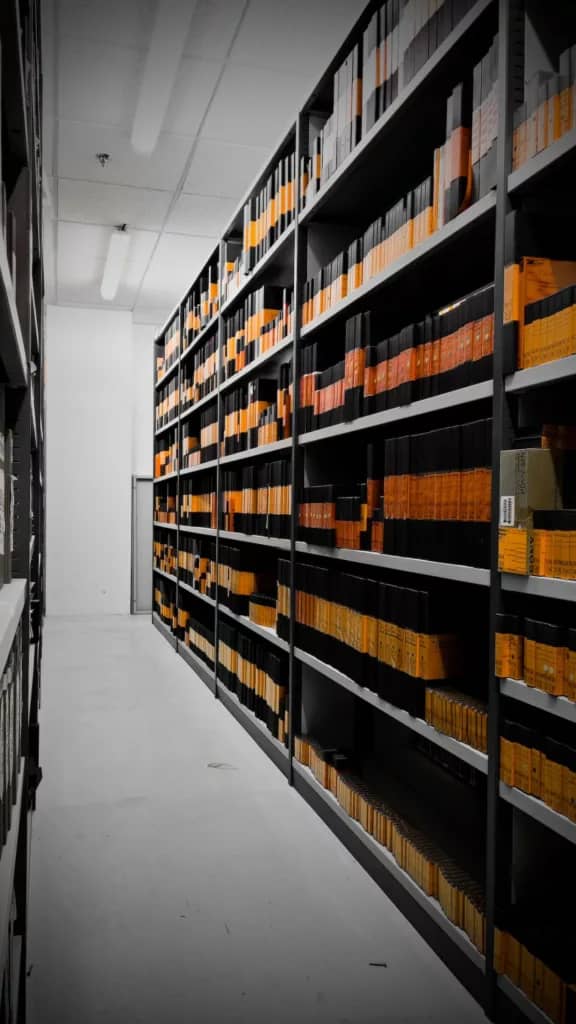 Magasin de conservation des fonds audiovisuels des Archives départementales du Val-de-Marne