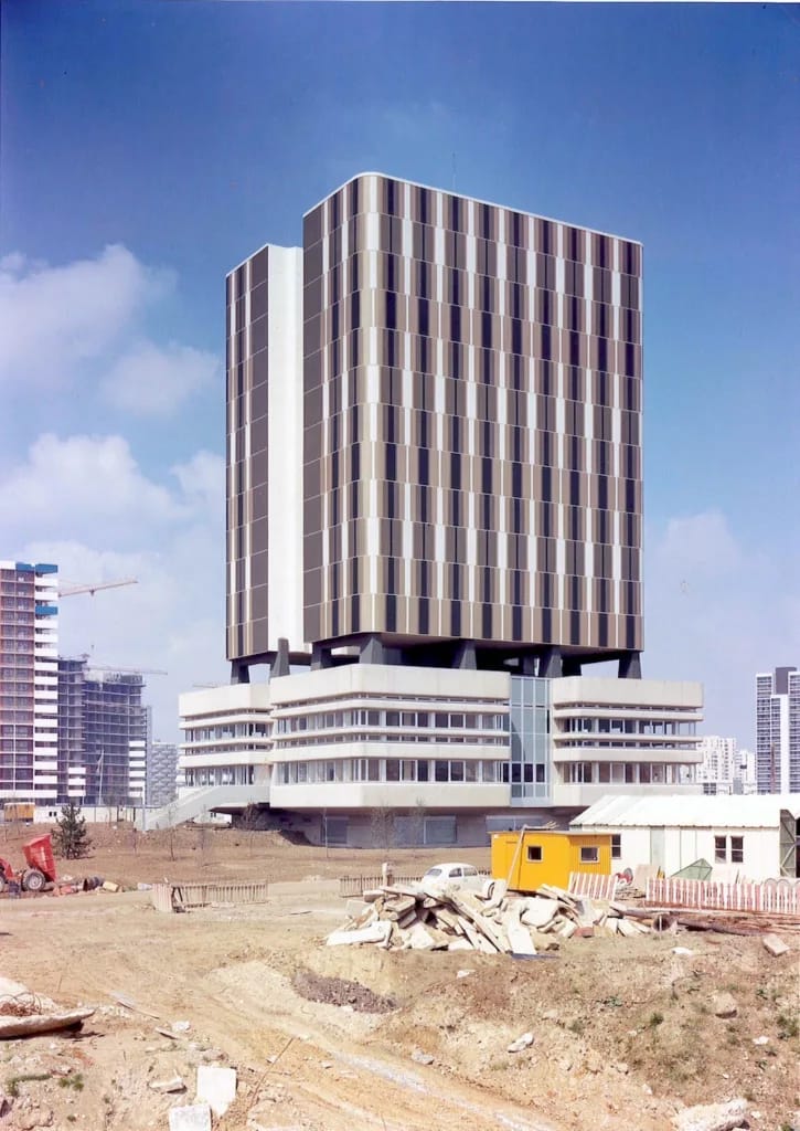 Le chantier du bâtiment des archives départementales du Val-de-Marne à Créteil - FRAD094_045W_000053_01